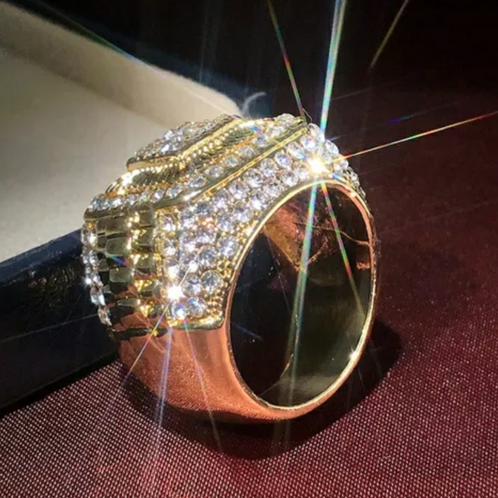New 18k Gold Plated Men Ring - Picture 3 of 3